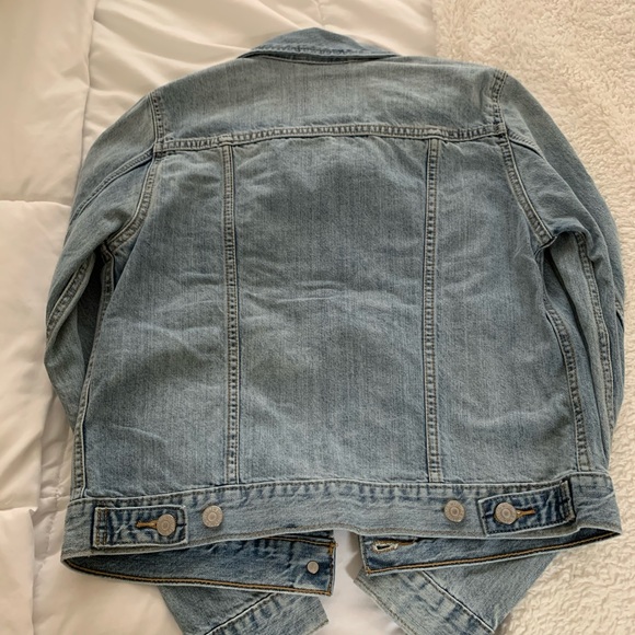 Levi’s Denim Jacket - Picture 6 of 6
